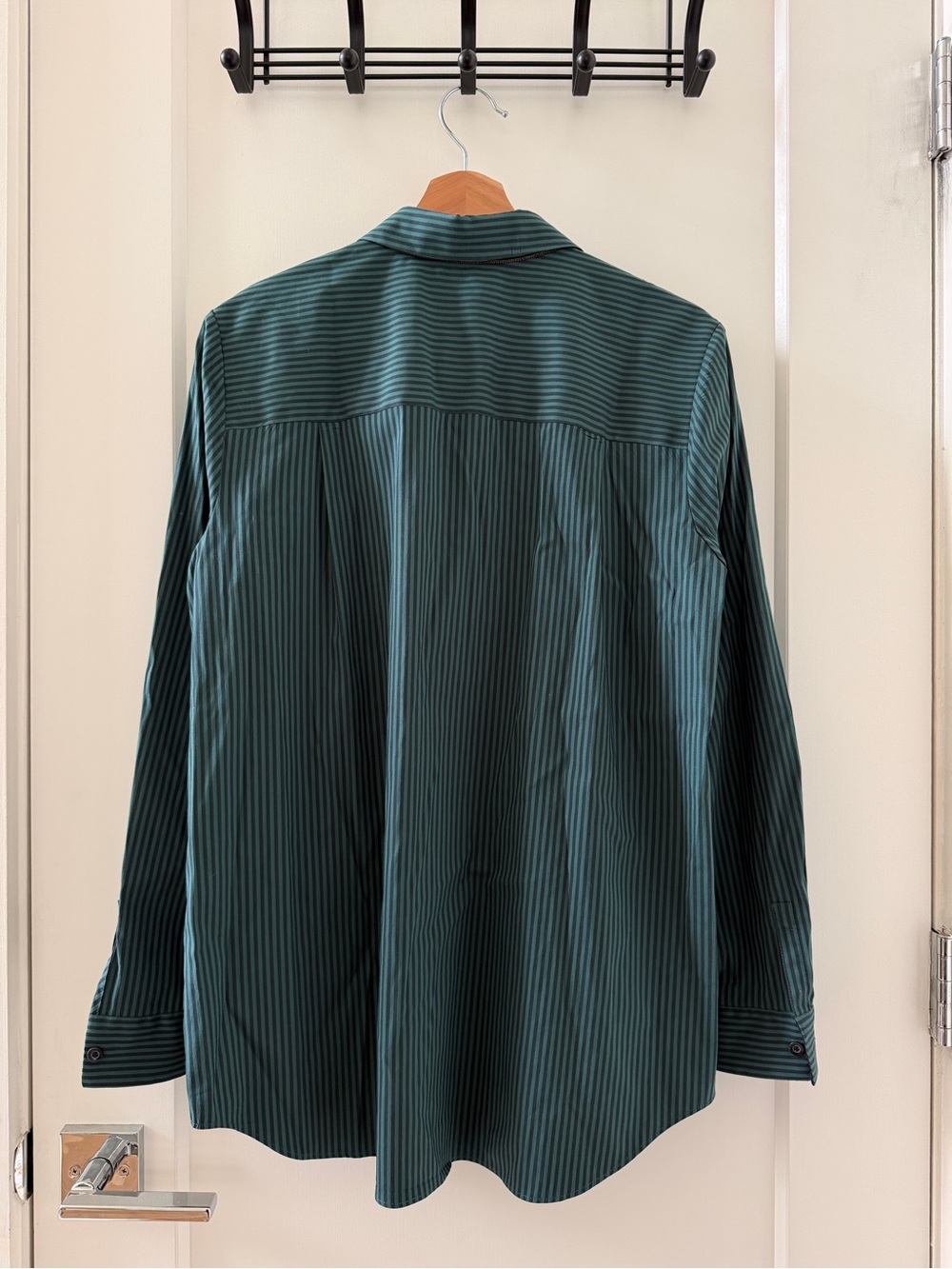 Lafayette 148 New York dark green and black striped button-down shirt Size M - Picture 2 of 7